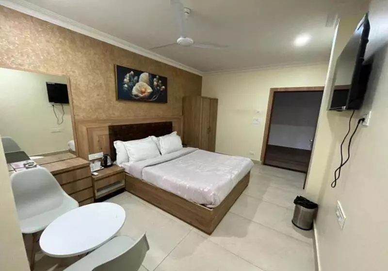 ホテル Inn,s Residency
