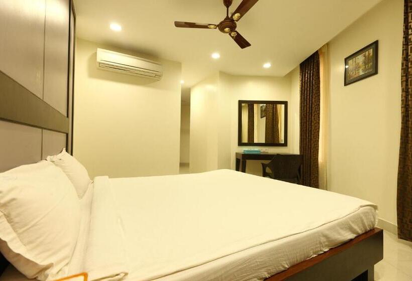 Hotel Rajus Residency Park