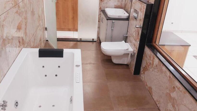 فندق Travelmore Rc Comforts