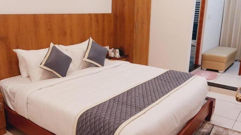 فندق Travelmore Rc Comforts