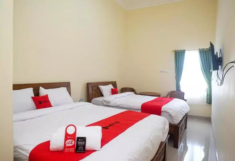 Hotelli Reddoorz Syariah @ Klodran Solo