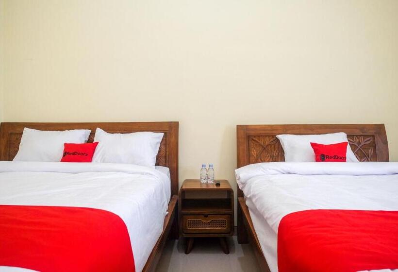 Hotel Reddoorz Syariah @ Klodran Solo
