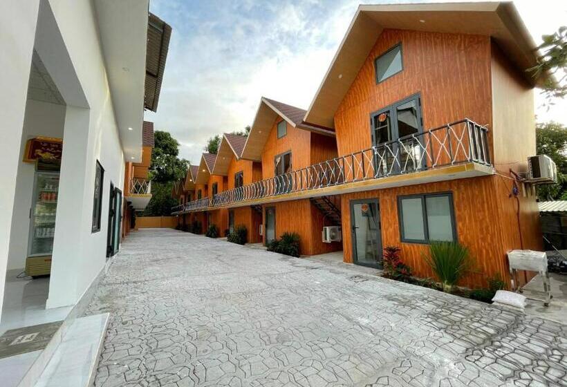 هتل Resort Lồ ô