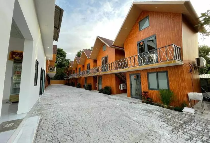 هتل Resort Lồ ô