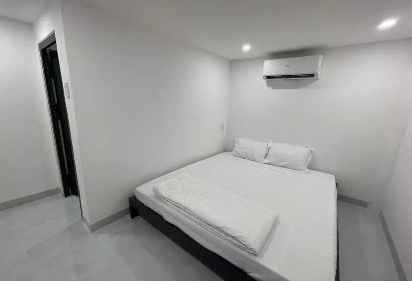 هتل Resort Lồ ô