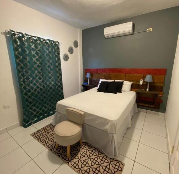 هتل Coffe & Bar Sofmel