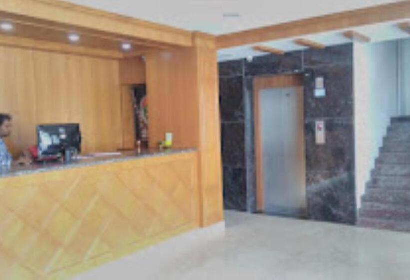 Hotelli The Acacia Coimbatore