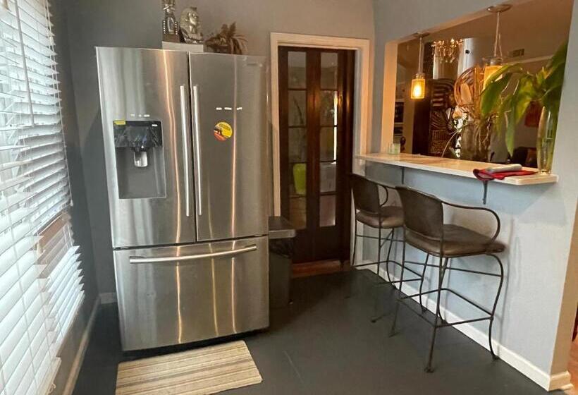 پانسیون African Zen Oasis