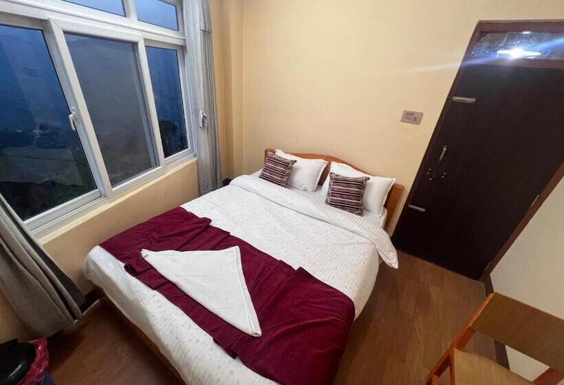 پانسیون Hill Side Guest House And Restaurant