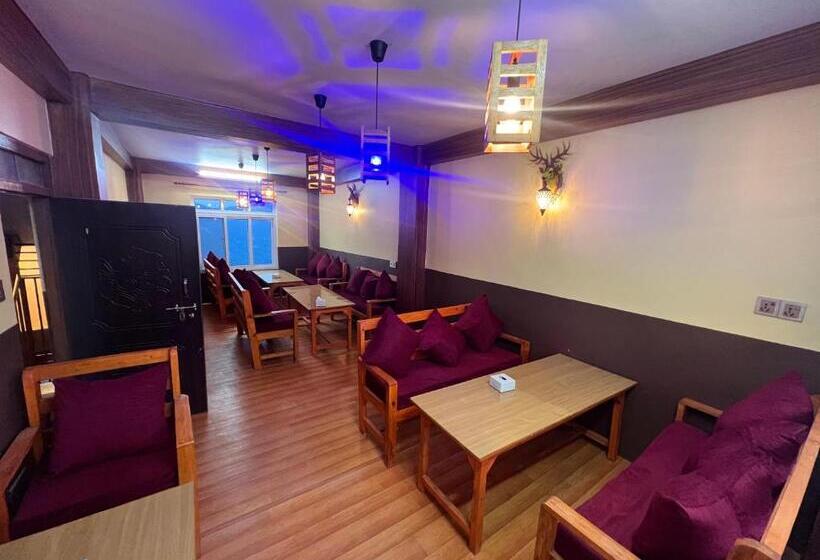 پانسیون Hill Side Guest House And Restaurant