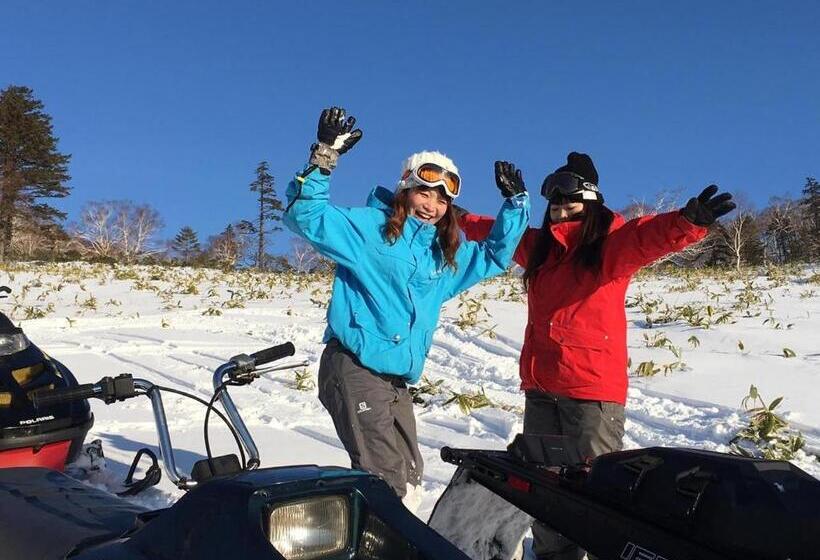 بنسيون White House ホワイト ハウス