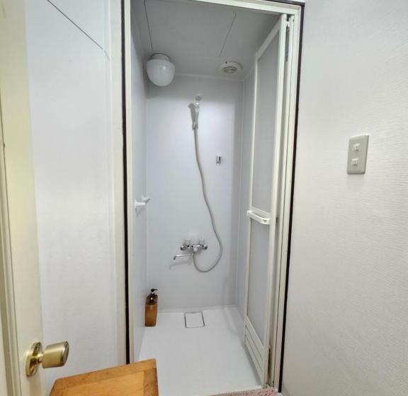 بنسيون White House ホワイト ハウス