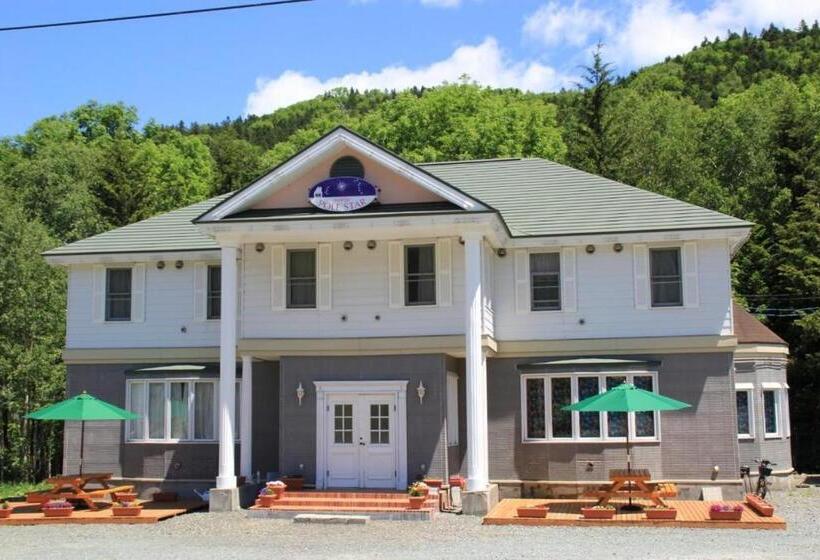 بنسيون White House ホワイト ハウス