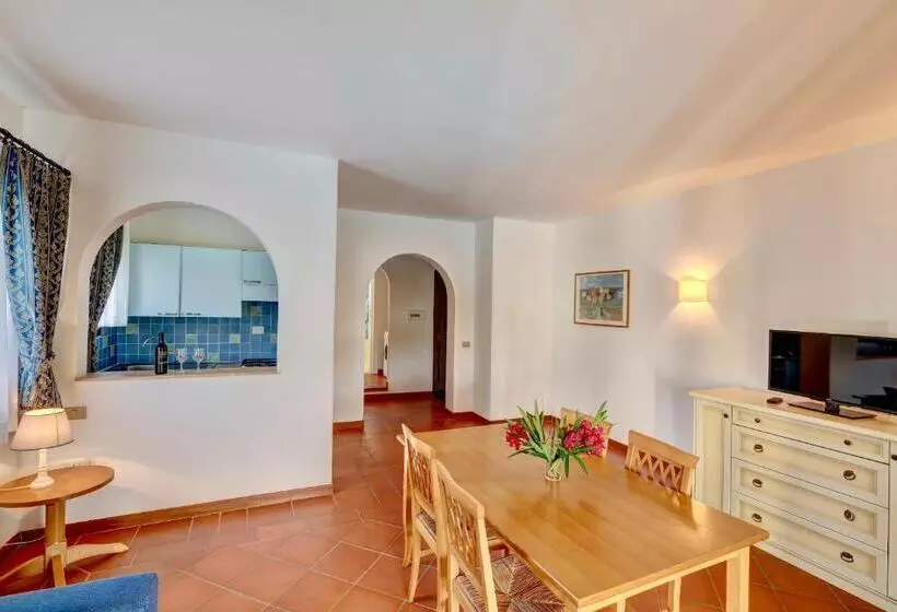 Villas With Air Conditioning And Shared Pool, Just A Few Minutes From La Pelosa Beach