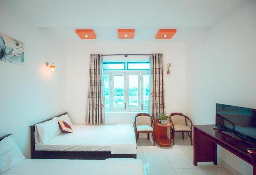 đà Lạt Ninh Chữ Hotel & Coffee