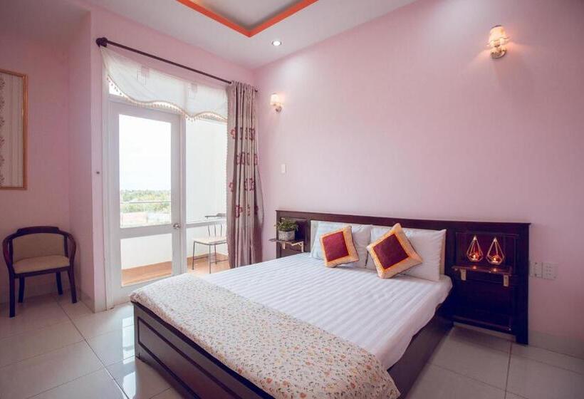 đà Lạt Ninh Chữ Hotel & Coffee