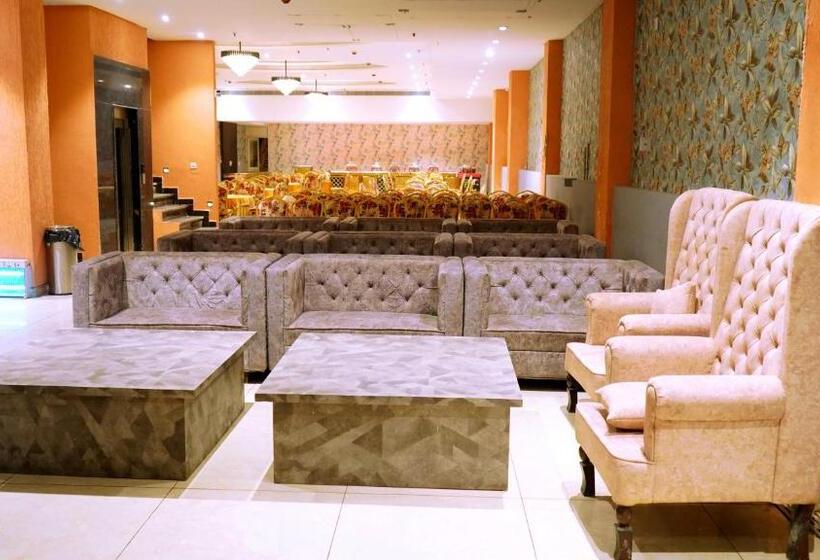 Aa Hotels & Resorts Zirakpur