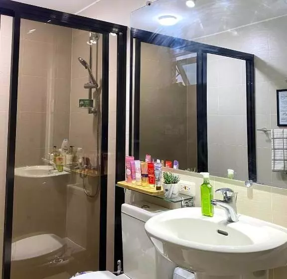 ユースホステル Azure Air Bnb