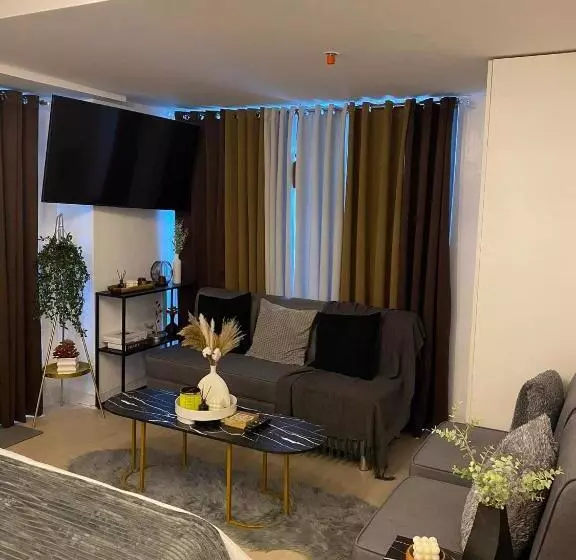 ユースホステル Azure Air Bnb