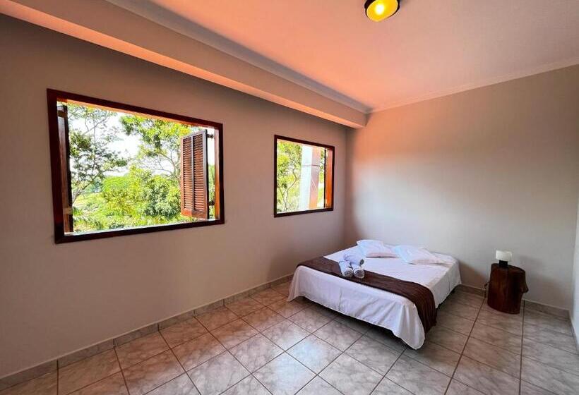 Общежитие Pousada Varandas Do Pinhal