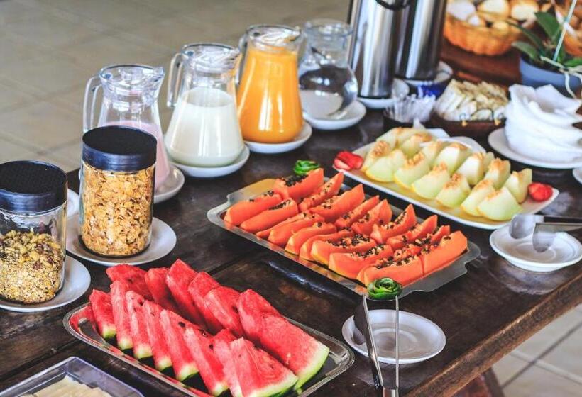 Общежитие Pousada Varandas Do Pinhal