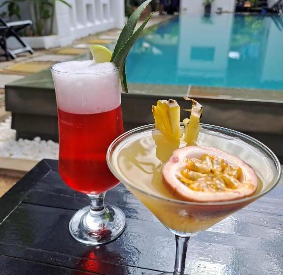 Alberg Retro Quarter Mb