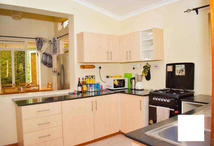 تختخواب و صبحانه Lacasa Willow