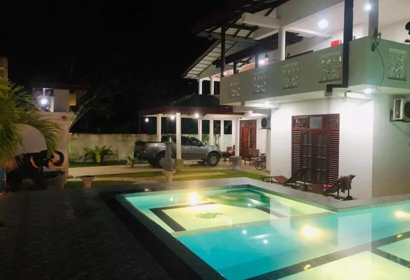 ベッドアンドブレックファースト Lotus Residence