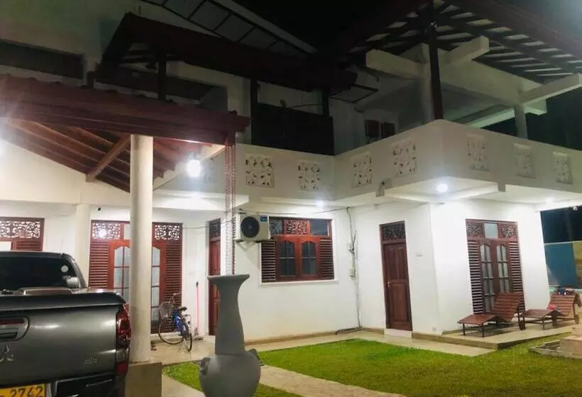 ベッドアンドブレックファースト Lotus Residence