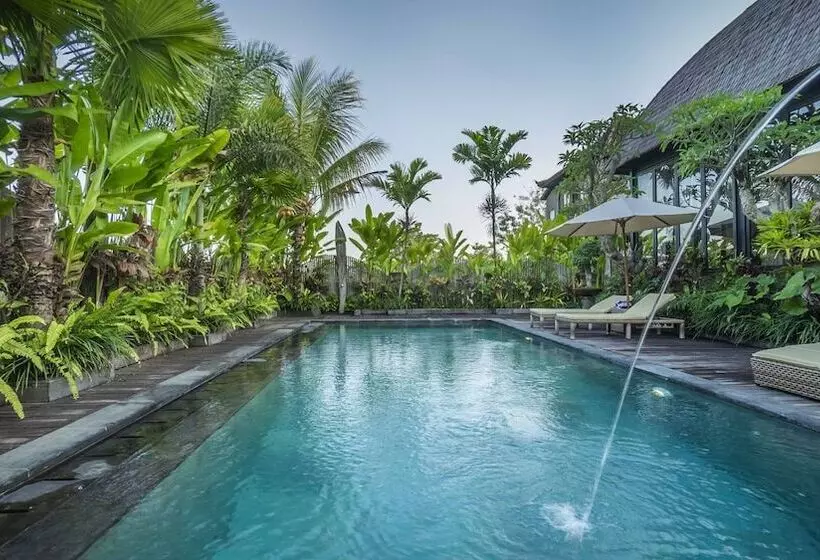 ホテル Belvilla Scenic Picturesque Near Monkey Forest