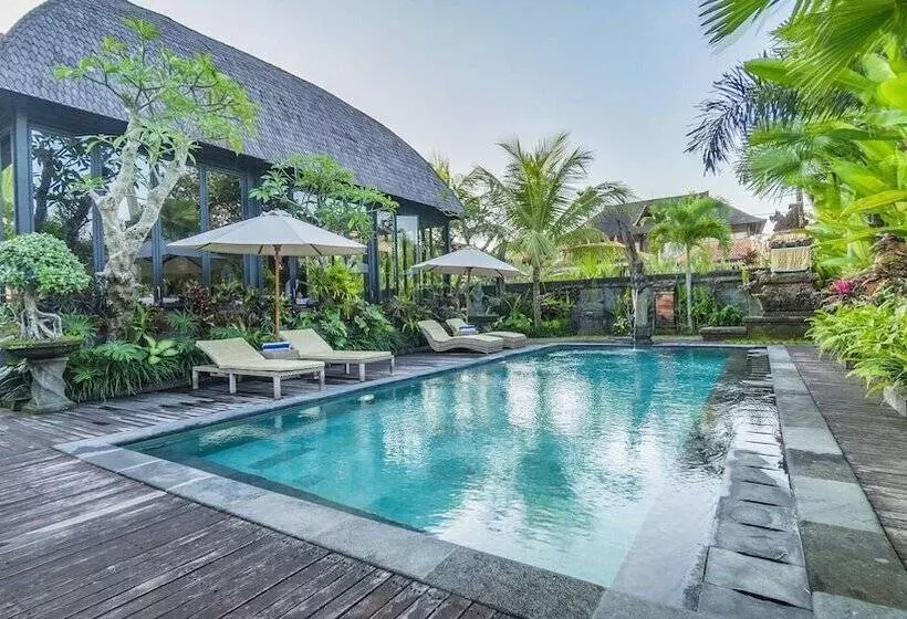 ホテル Belvilla Scenic Picturesque Near Monkey Forest