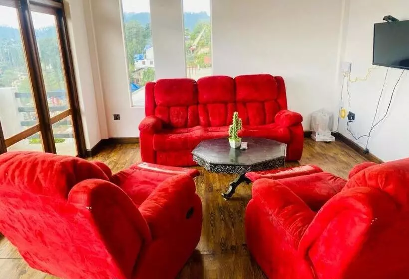 هتل Euphoria White House