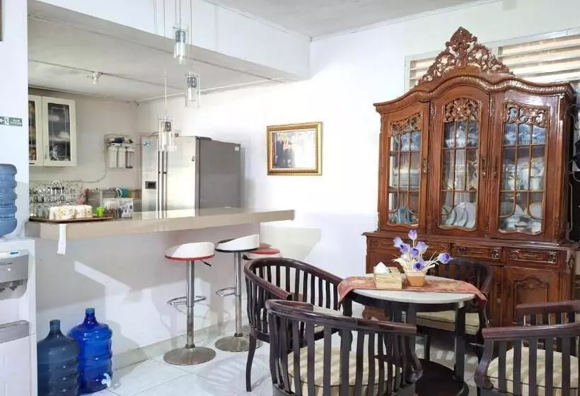 Hotelli Harisha Homestay Sawah Lunto Syariah Redpartner