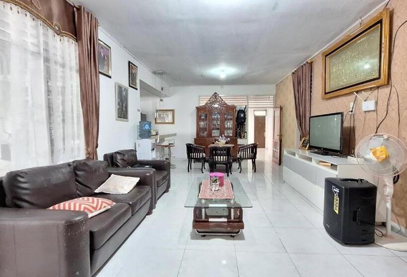 호텔 Harisha Homestay Sawah Lunto Syariah Redpartner