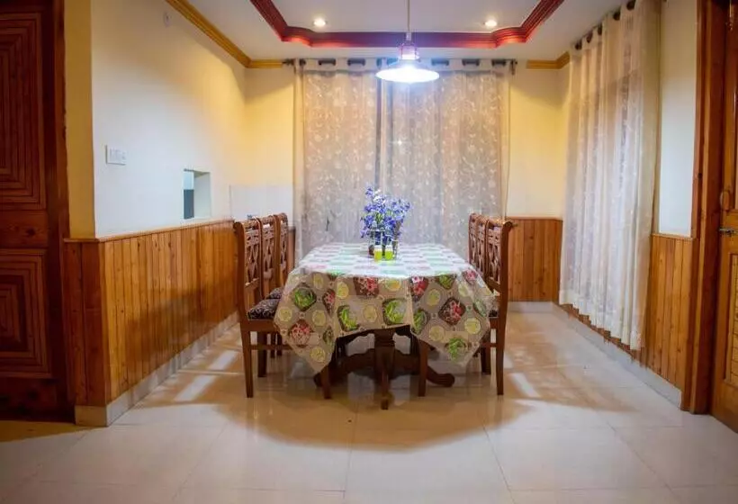 ホテル Himalayan Tradition Villa