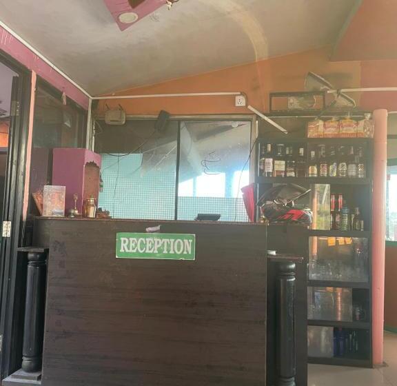 هتل Kalamashi Height Resort