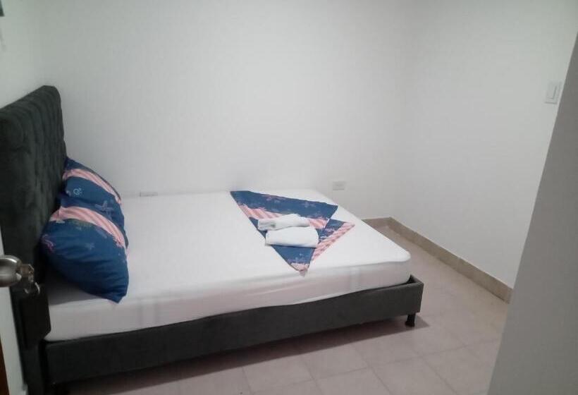 هتل Living Room 1970