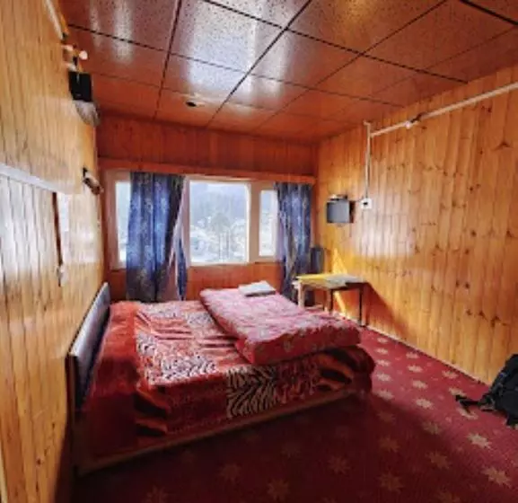 ホテル Yemberzal & Restaurant, Jammu And Kashmir