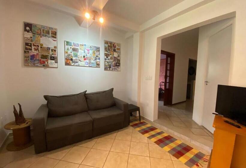 Neighbor.hub Hostel & Coliving Floripa