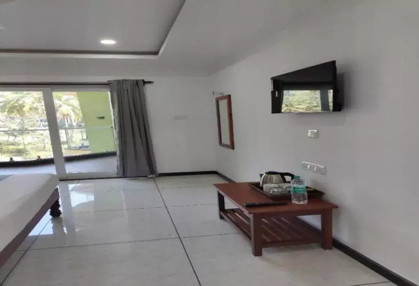 Palm Paradise Resort, Pernem