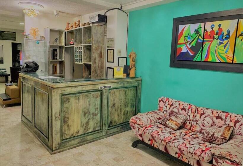 پانسیون De La Torre