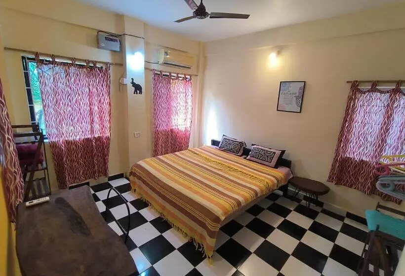 Majatalo Freeflow, Beach Property For Spritual People, 2 Min From Food Planet
