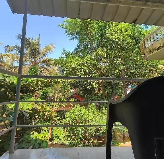 Majatalo Freeflow, Beach Property For Spritual People, 2 Min From Food Planet