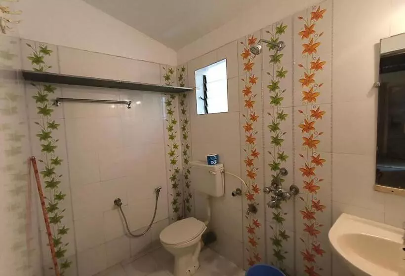 Majatalo Freeflow, Beach Property For Spritual People, 2 Min From Food Planet