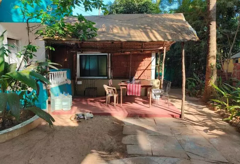 Majatalo Freeflow, Beach Property For Spritual People, 2 Min From Food Planet