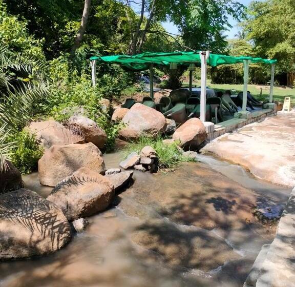 פנסיון Hidden Place