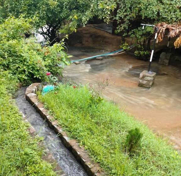 פנסיון Hidden Place