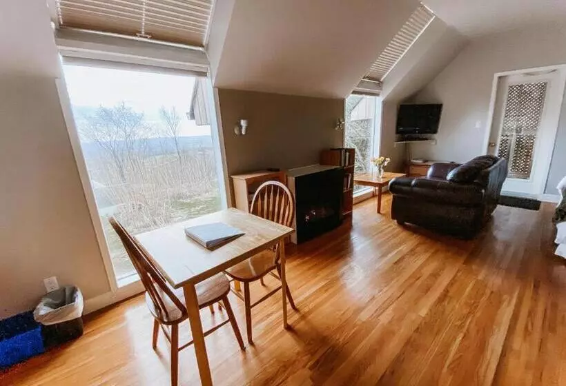 Majatalo Irish Mountain Suites