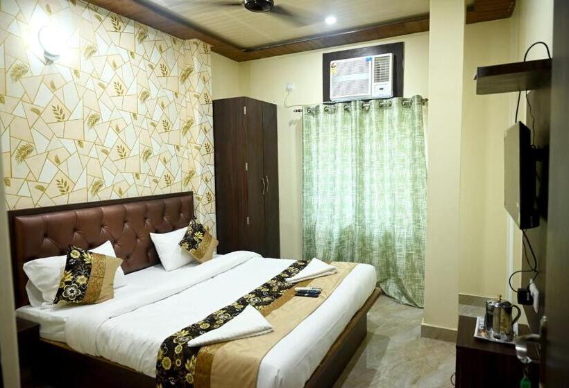 Pension (Hôtel basse catégorie) Kumar P.guest House