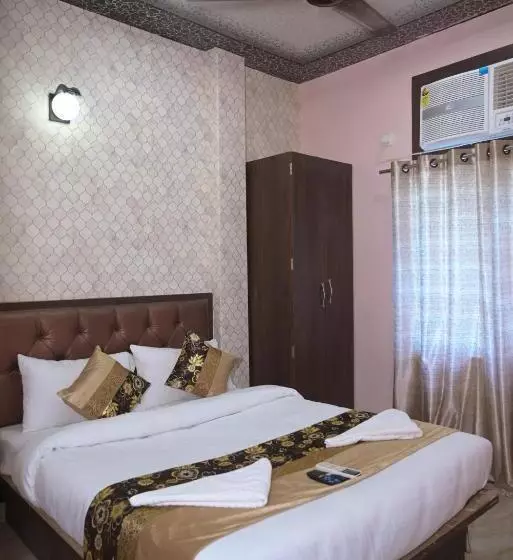 Majatalo Kumar P.guest House